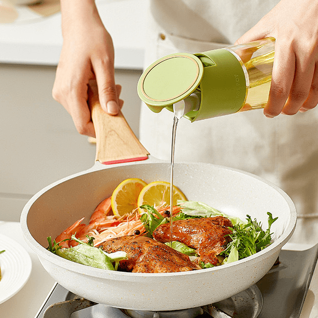 Auto Flip-open Anti-drip Oil Bottle - White