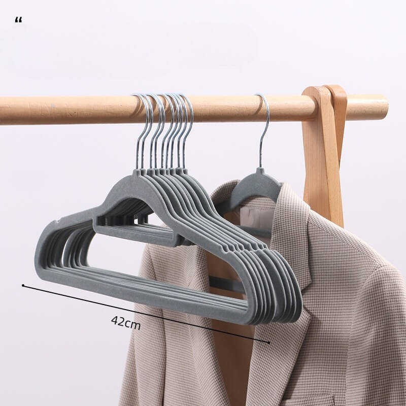 Ultra-slim Non-slip Grey Velvet Hangers (10pcs)