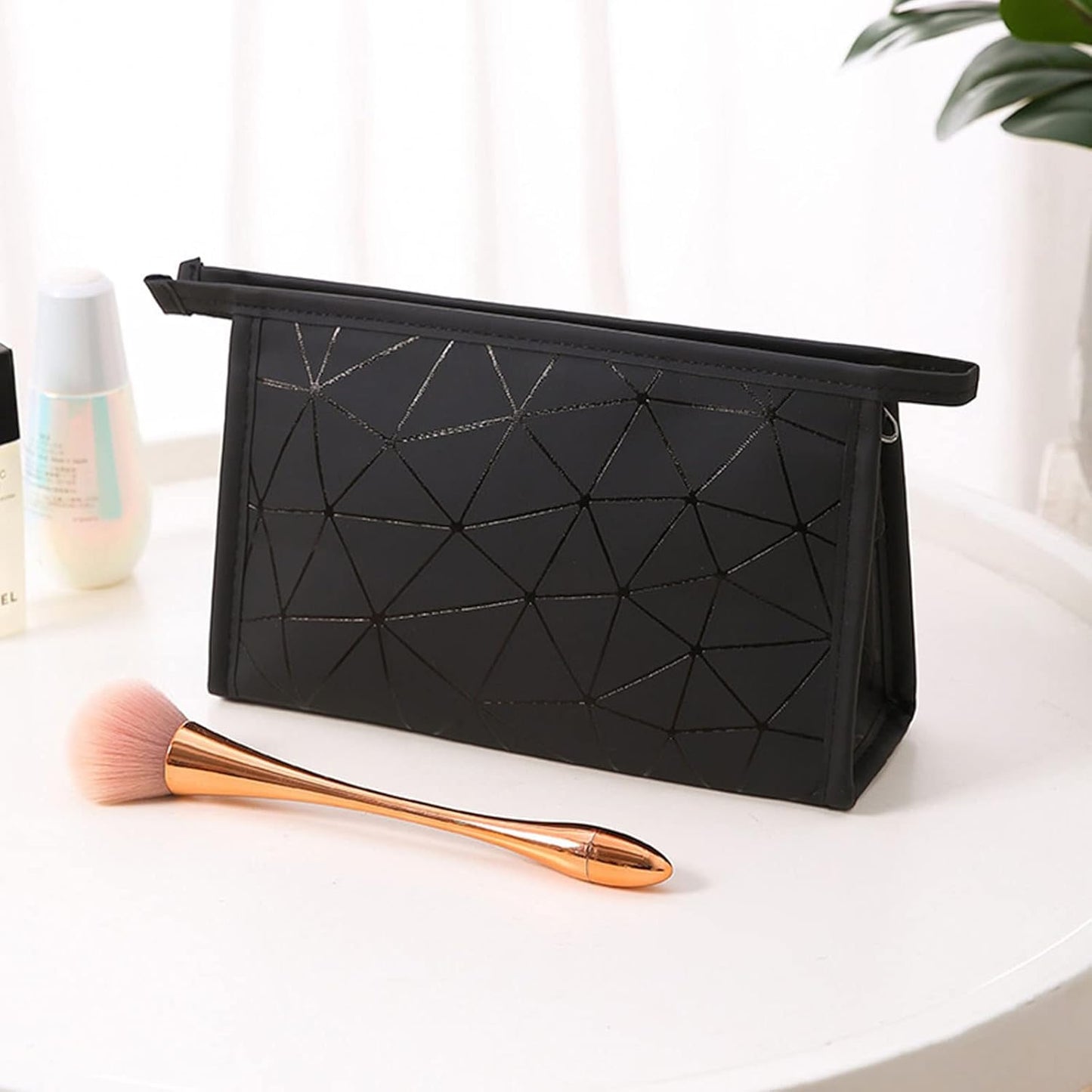 Black Diamond Pattern Makeup Pouch