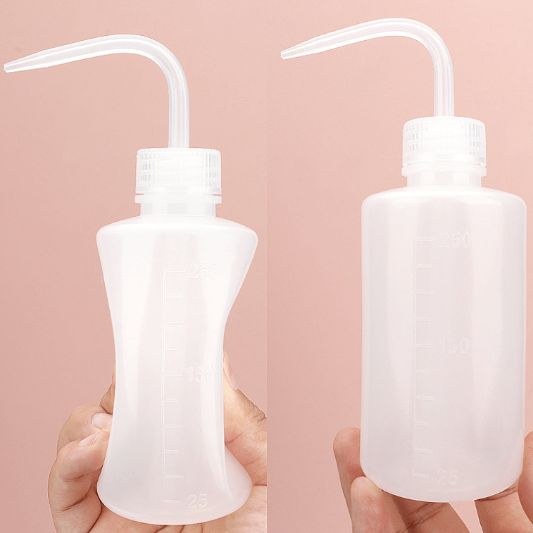 Squeeze Wash Bottle (150 ml)